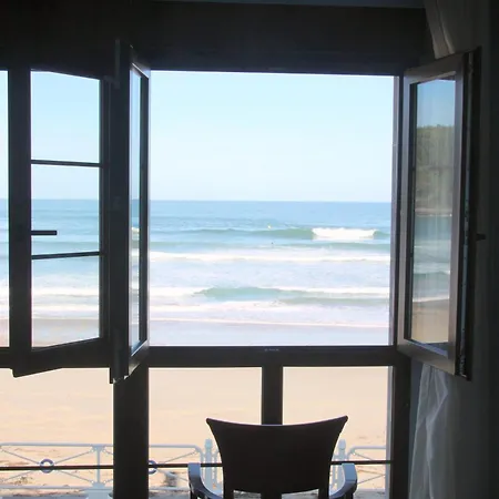 Otel Playa Ribadesella