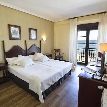 Playa Otel 3*